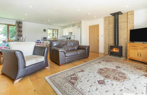Black Torrington House | 3 Bed in Shebbear oc-l32582