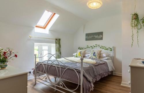 Umberleigh House | 3 Bed in South Molton 78304