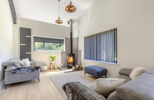 Brayford House | 3 Bed in South Molton oc-k32694