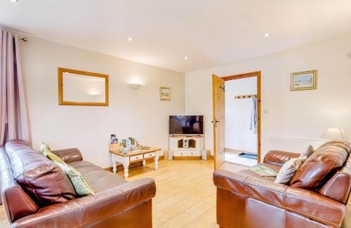 Stoborough House | 3 Bed in Stoborough DC157