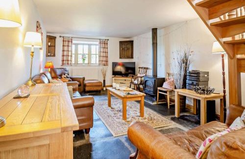 Tywyn House | 3 Bed in Tywyn DY021