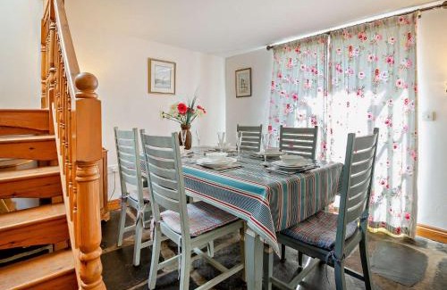Tywyn House | 3 Bed in Tywyn DY021