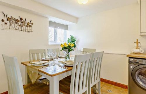 Atherington House | 3 Bed in Umberleigh 65851