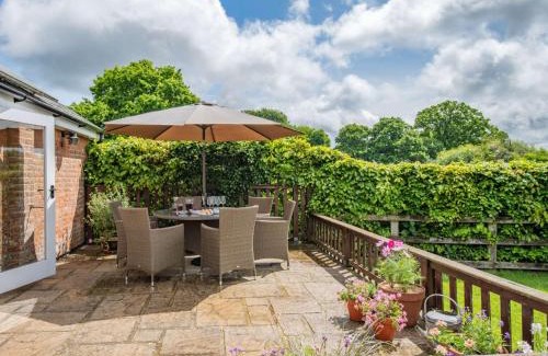 Wareham House | 3 Bed in Wareham DC129