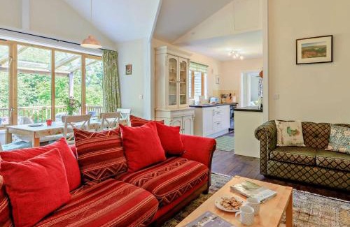 Watchet House | 3 Bed in Watchet 95161