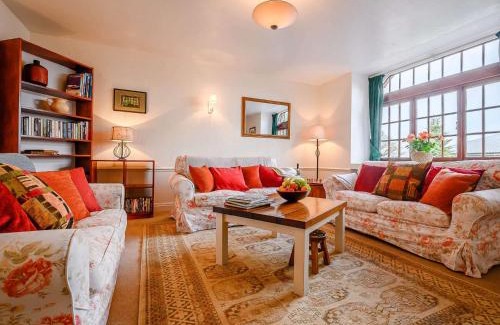 Penrith House | 3 Bed in Watermillock SZ318