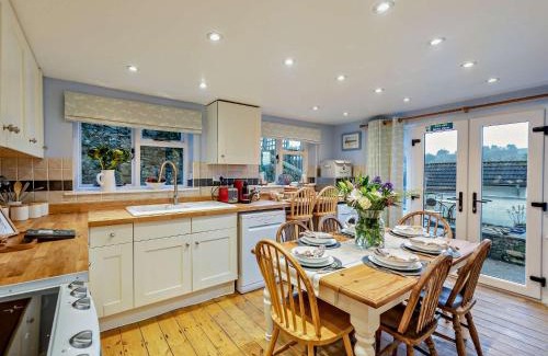 Weare Giffard House | 3 Bed in Weare Giffard 90864