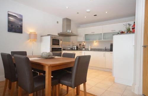 Westleigh Apartment | 3 Bed in Westward Ho 41059