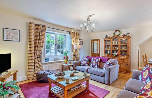Backworth House | 3 Bed in Whitley Bay CN013