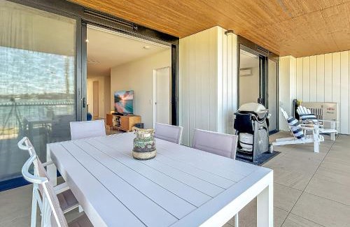 Batemans Bay Apartment | 3-Bed: Riverfront Alfresco Dining & Rooftop Pool