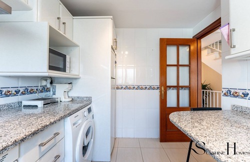 Torrequebrada Ski Chalet | 3-Bed Seaview Escape: Pool, Garage, 4 Terraces