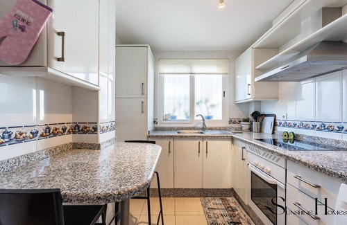 Torrequebrada Ski Chalet | 3-Bed Seaview Escape: Pool, Garage, 4 Terraces