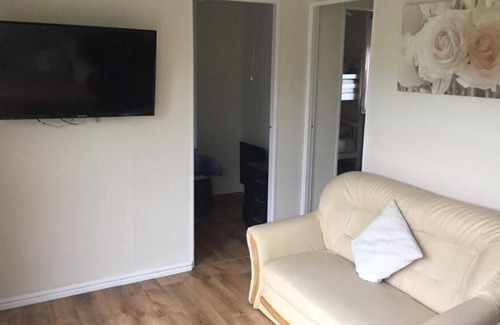 Bont Newydd Ski Chalet | 3 Bed Stunning Riverside Cabin in Snowdonia (240)