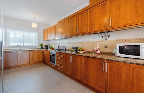 Vale de Carro House | 3-bedr. house in Olhos d'Água, with pool, ac, wifi, 800 m from the beach
