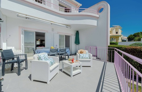 Vale de Carro House | 3-bedr. house in Olhos d'Água, with pool, ac, wifi, 800 m from the beach