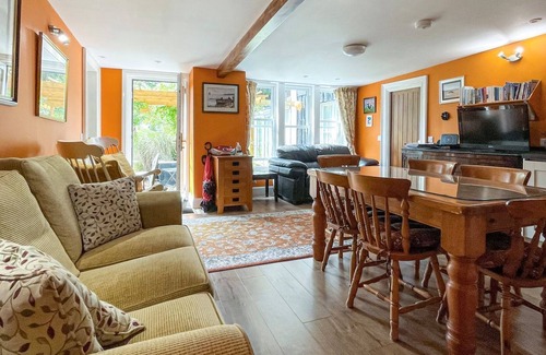 Inverness Cottage | 3 bedroom accommodation in Kilmuir near Inverness