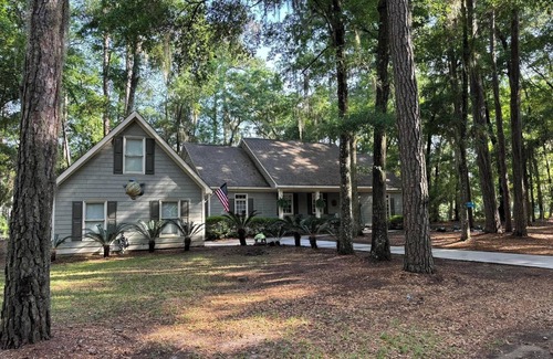 Melrose on the Beach House | 3 bedroom/2 1/2 bath ranch home, landtrans included, Melrose Pool Open!