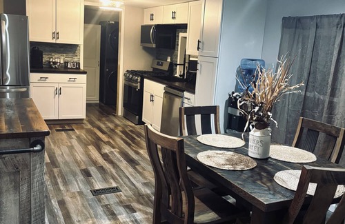 Jamestown House | 3-bedroom 2-bath home in charming Jamestown with AC, WiFi