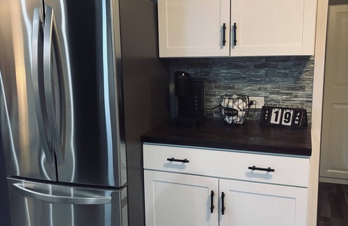 Jamestown House | 3-bedroom 2-bath home in charming Jamestown with AC, WiFi