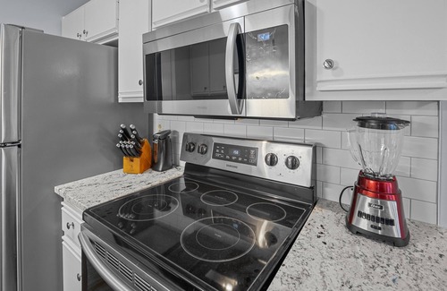 New Bern House | 3 bedroom, 2 bath Paradise Awaits