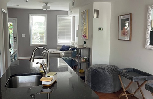 Northeast House | 3 Bedroom /2 Bath Row House near H Street Corridor w/Parking. Pet Friendly!