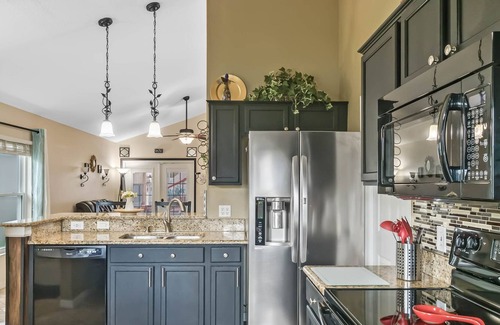 Bridgewater Crossing House | 3 Bedroom/ 2 Bathroom Bridgewater Crossing (142 HL)