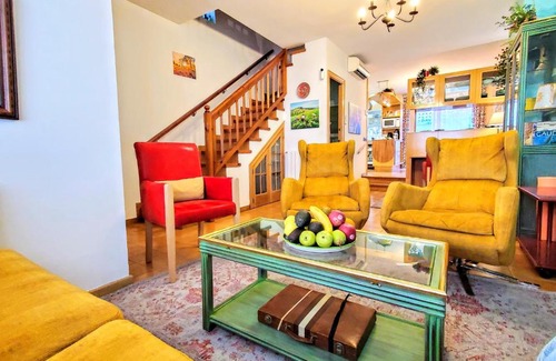 Vilanova I la Geltru Villa | 3 Bedroom, 3 Bath Beach Villa with private free parking, Air Conditioning, fast free WiFi, workspace, private laundry machines, and private garden and patio