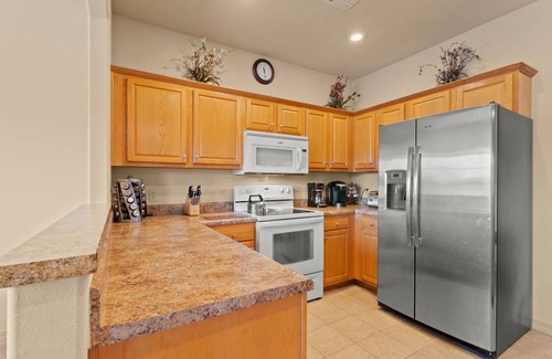 Branson West Villa | 3 Bedroom/3 Bathroom Stonebridge Villa Near Silver Dollar City, Table Rock Lake