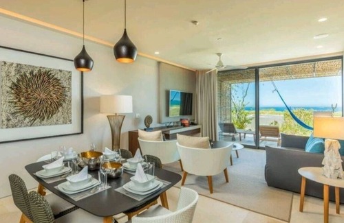 San Jose del Cabo Resort | 3 Bedroom/4 Bathroom Luxury Condominium