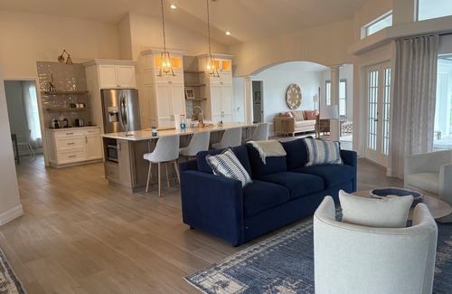 Cape Haze House | 3 bedroom 4 bathroom house , heated pool , close to market and dining .