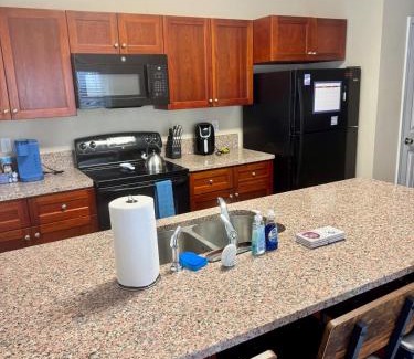 Statesboro Apartment | 3 Bedroom 4 Bed Private Patio Home on GSU Campus