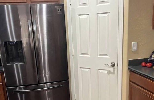 Waddell Apartment | 3 Bedroom 637901 by Houzlet