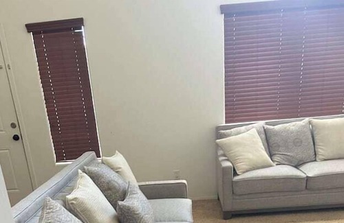 Waddell Apartment | 3 Bedroom 637901 by Houzlet