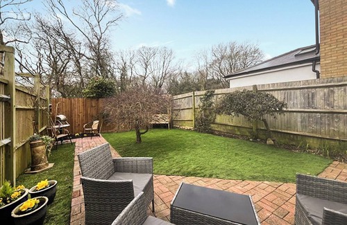 St Leonards-On-Sea Cottage | 3 bedroom accommodation in St Leonards On Sea, near Hastings