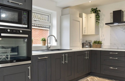 Thornton-Cleveleys Cottage | 3 bedroom accommodation in Thornton-Cleveleys, near Blackpool