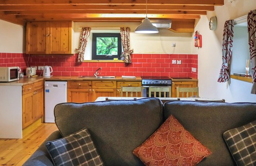 Penrhyndeudraeth Cottage | 3 bedroom accommodation in Penrhyndeudraeth, near Porthmadog
