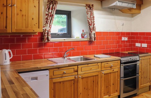 Penrhyndeudraeth Cottage | 3 bedroom accommodation in Penrhyndeudraeth, near Porthmadog