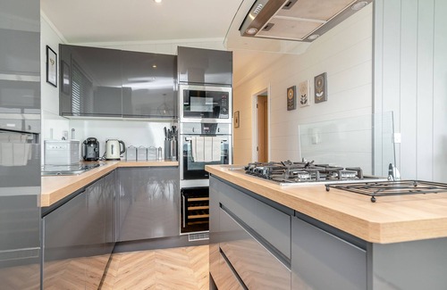 Shepton Mallet Ski Chalet | 3 bedroom accommodation in Midsomer House, East Compton