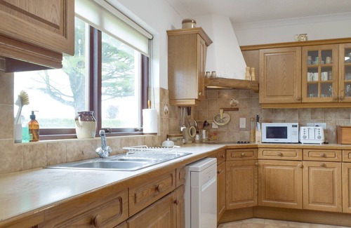 Spittal Cottage | 3 bedroom accommodation in HAVERFORDWEST