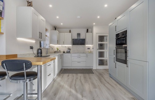 Bournemouth Cottage | 3 bedroom accommodation in Bournemouth