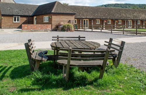 King's Stanley Cottage | 3 bedroom accommodation in Near Stroud
