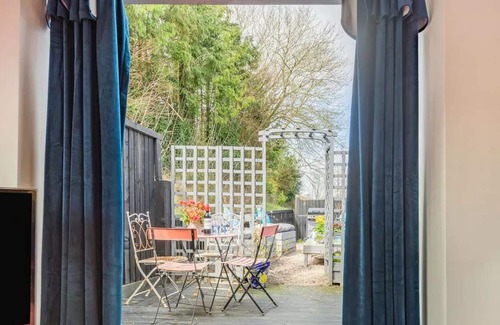 Ross-on-Wye Cottage | 3 bedroom accommodation in Whitchurch, near Monmouth