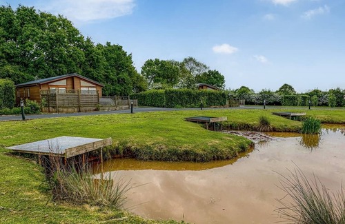 Linton Cabin | 3 bedroom accommodation in Swadlincote, Nr Ashby-de-la-Zouch