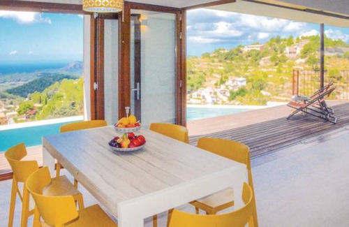 Galilea House | 3 bedroom accommodation in Galilea