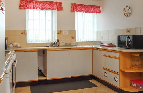 Trefor Cottage | 3 bedroom accommodation in Trefor, Near Caernarfon