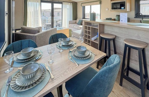 Layer Marney House | 3 bedroom accommodation in Colchester