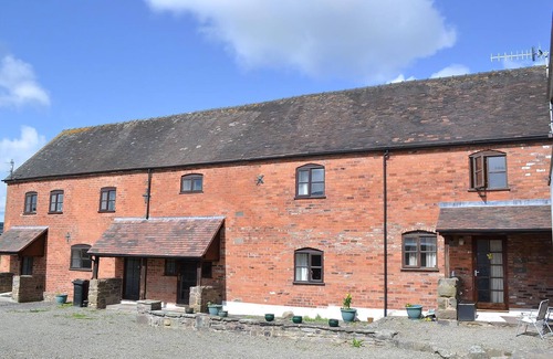 Craven Arms Cottage | 3 bedroom accommodation in Halford, near Craven Arms