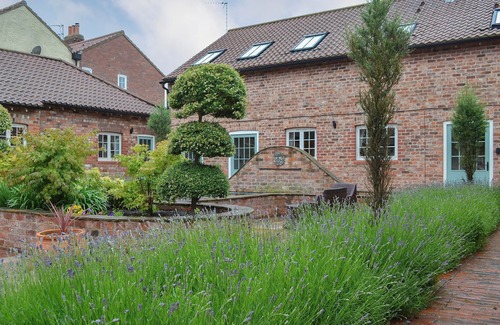 Low Catton Cottage | 3 bedroom accommodation in Holtby, near York