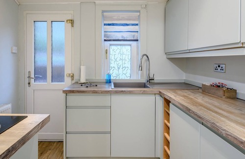 Wemyss Bay Cottage | 3 bedroom accommodation in Wemyss Bay, near Largs