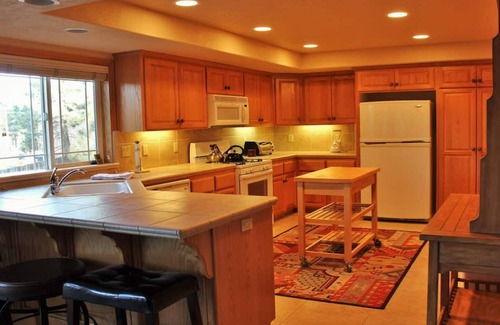 Summit Estates Condo | 3 bedroom accommodation in Big Bear Lake